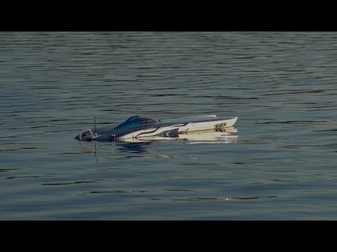 TFL Zonda Catamaran Test With New Batteries Graphene Turnigy