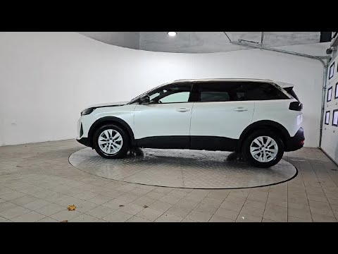 Peugeot 5008 Active 1.5 Diesel Automatic - Front - Image 2