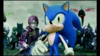Sonic eats a Chili Dog BACKWARDS! (Gross!)