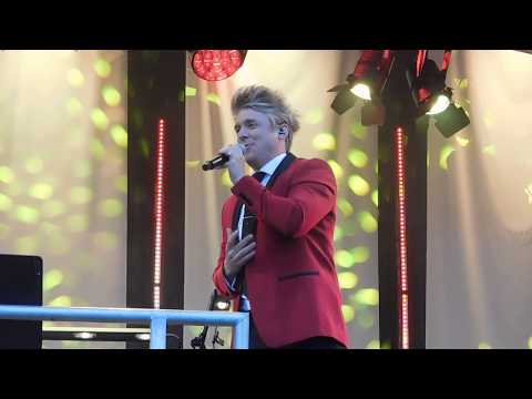 La Donna E Mobile - Jonathan Ansell at Classics in the Park