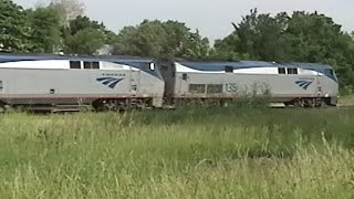 preview picture of video 'Amtrak's Southwest Chief speeds through Gorin, MO, June 2005'