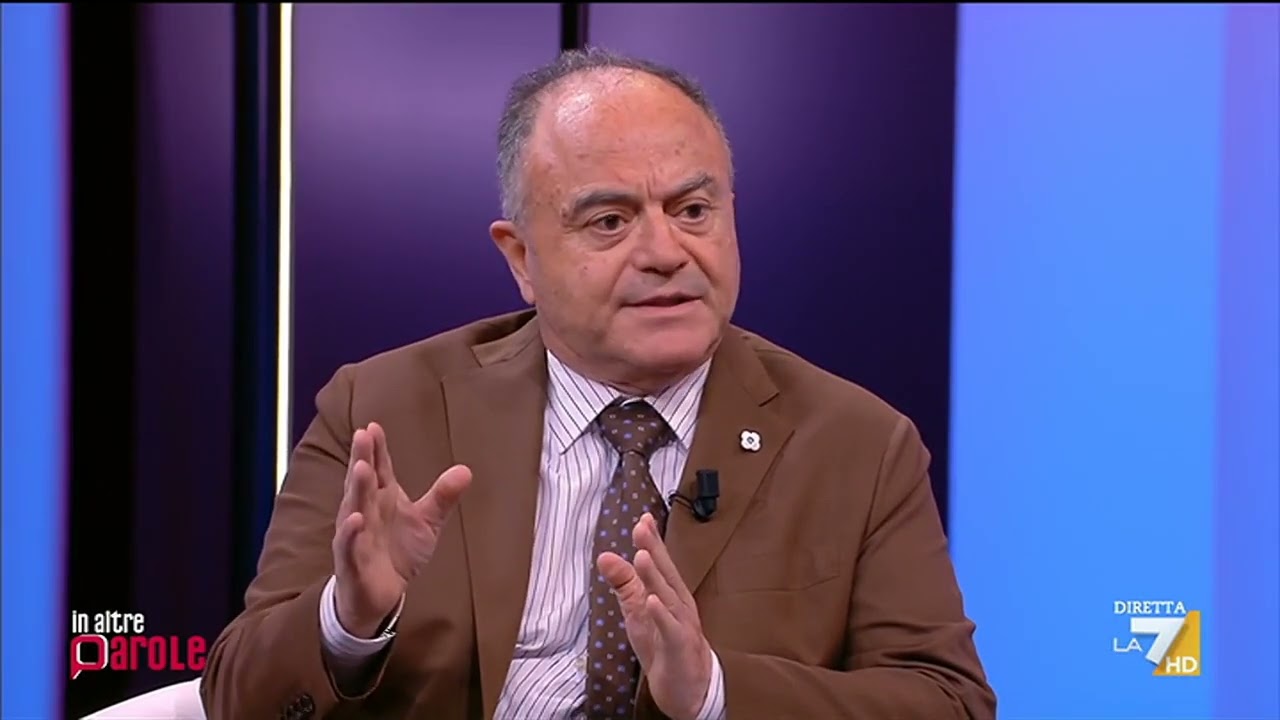 Giustizia, Gratteri: "La riforma è fatta per controllare e mettere sotto i magistrati"