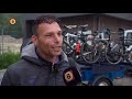 Tilburgse daklozen beklimmen Franse berg met fiets