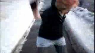 Chrissy can hXc better 'n you