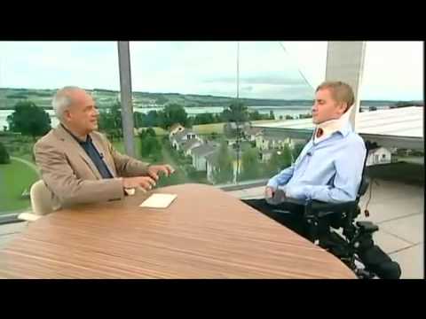 Nach schweren Unfall bei Wetten Das...Samuel Kochs erstes Interview mit Peter Hahne