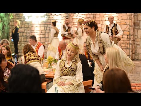 Iris Bega - Kolash Shqiperise Mesme Sofra Elbasanase