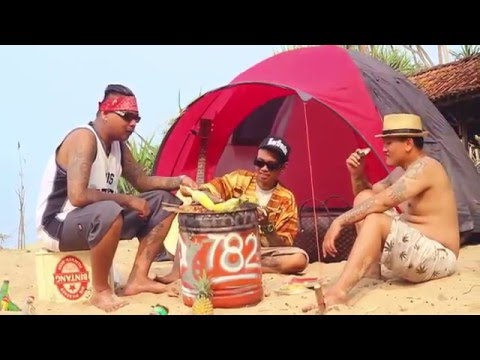 BlocCalito782  -  Holiday