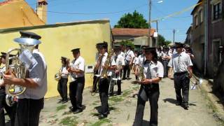 preview picture of video 'Banda Castanheirense, Procissão Esp. Santo, Castanheira do Vouga, 2010'