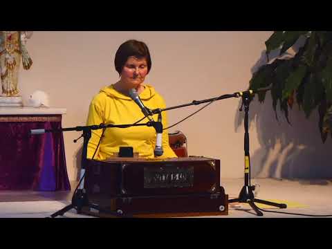 Mantra Meditation im Satsang mit Shaktipriya - Yoga Vidya Ritual Kirtan singen 20:00 Uhr 31.07.2020