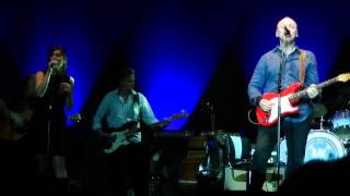 Mark Knopfler: Seattle, with Ruth Moody. Paris Bercy, 26/06/2013