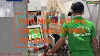 MÁY LÀM MỘNG DƯƠNG CNC WOODMASTER WM-226CNC. Làm mộng 2 đầu cho 3 phôi cùng lúc.
