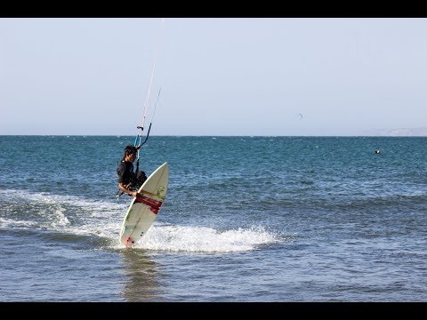 Kitesurf lessons in Mancora - Clases de kite en Mancora