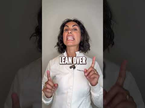 Dentist Reacts: Are Water Flossers Worth It? 💧🪥