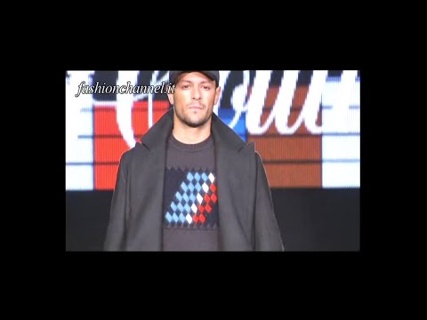 "DIRK BIKKEMBERGS" Autumn Winter 10 11 Menswear Milan 1 of 3 pret a porter men by FashionChannel