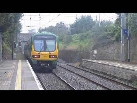IE 29000 Class DMU 8 Car Passing Glenageary With A 12 Tone Horn Bound For Bray Legend Train Driver !