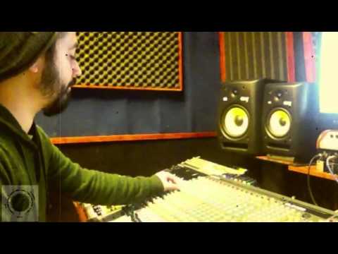 Michael Exodus meets Jamma Dim (Dub Basement studio)
