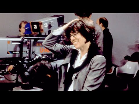 Entrevista a Nora Ephron: Sobre escribir novelas, el éxito como guionista y la dirección