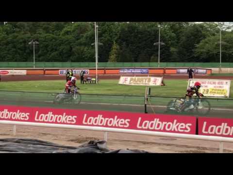 Wolves v Swindon heat 1 22/05/17