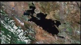 preview picture of video 'HISTORIA LEYENDAS Y ATRACTIVOS DEL LAGO TITICACA tourism travel lake titicaca'