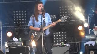 Angel Olsen - Hi Five - Live @ La Route du Rock St Malo - 14 08 2014