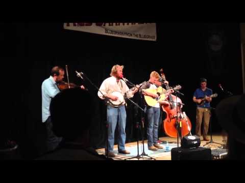 Tyler Childers and Highwall - Harlan Road (Red Barn Radio 5/29/13)