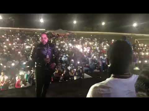 Chronic law x squash -hillside live onstage