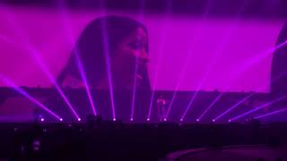 MOMENT 4 LIFE LIVE - Nicki Minaj at Drake&#39;s BMWTour in Paris 03/10/17
