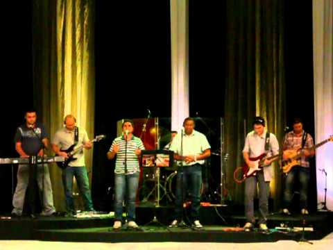 Banda Discipulus - Tocando a música Espirito Santo no Programa Louvemos o Senhor