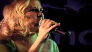 Dirty Blonde &quot;PARIS&quot;