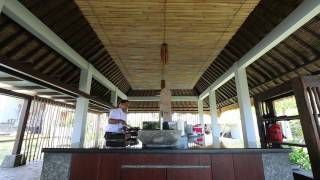 preview picture of video 'Cooking Class at Samabe Bali Suites & Villas'