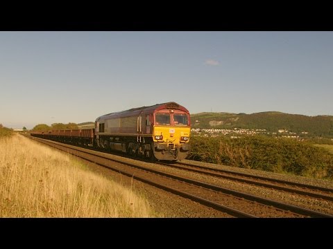 Prestatyn 7.9.2014 - DBS 66156 Class 66 on ballast train