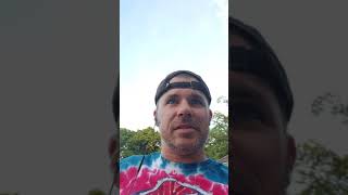 Day 18 -- LOOK UP -- 30 Day Vlog (ALL under 2 minutes)
