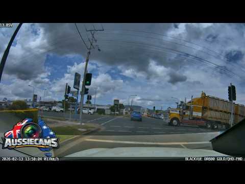 Aussiecams - 1 Minute of Bad Driving 130