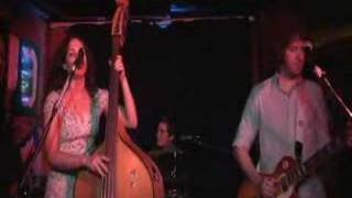 Amy LaVere : Take &#39;Em Or Leave &#39;Em