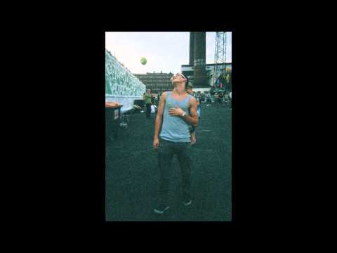 Nikke Ankara - Gangsteribiisi