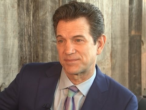 Chris Isaak's Advice to Young Musicians