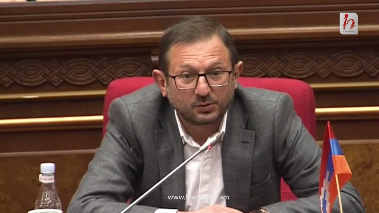 Աղաջանյանը հոգնե՞լ է, թե՞ դեսպան է ուզում դառնալ․ ճշտե՞լ եք՝ ինչո՞ւ է հրաժարական տվել․ Մանուկյան