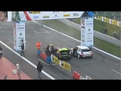 Finale Rally Show 2011 - Valentino Rossi vs. Sebastien Loeb