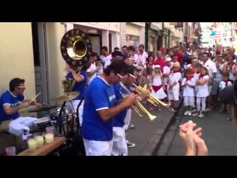 Les Incognitos à la féria de Bayonne 2012