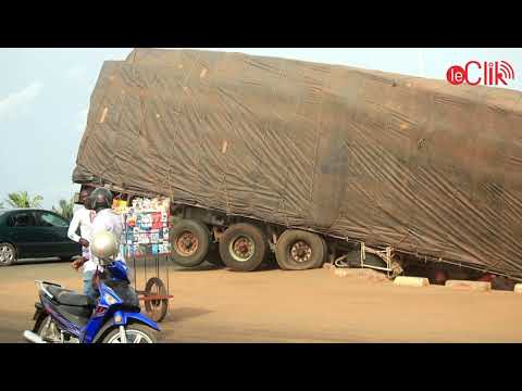 Togo : dérapage d'un camion sur l'échangeur d'Agoè