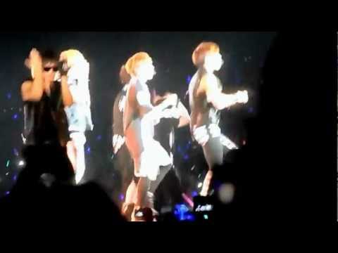 120922 SHINEE FT LUHAN (EXO-M) - LUCIFER AT SMTOWN JKT