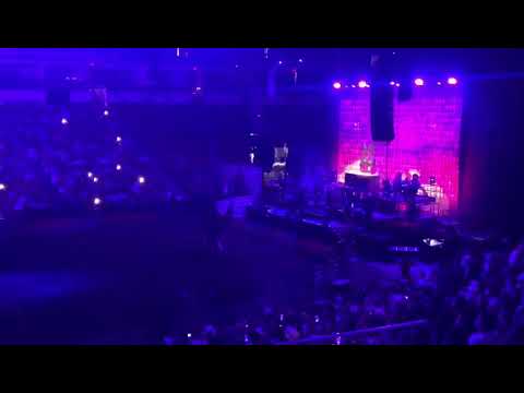 Ángela Aguilar y Leonardo Aguilar Cuando dos almas se quieren.