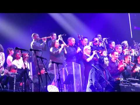 Ibrahim Maalouf & Bagad du Bout du Monde - Live @ AccorHotels Arena, Paris - 14/12/2016