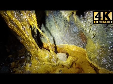 Altbergbau: Tropfsteinschacht im Mühldorf Unterbaustollen 4. Sohle