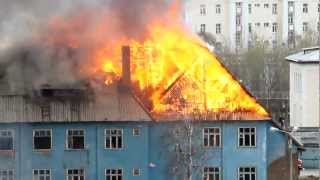 preview picture of video 'Пожар Школьная-1. Мончегорск'