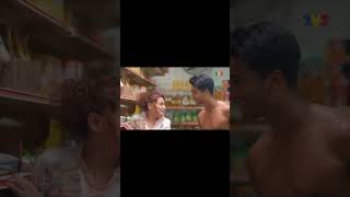 Download lagu Remy ni kan, licik ye. Sengaja tayang2 badan dia kat Kak Long tu. #DhiaKasyrani 7mlm, TV3. mp3