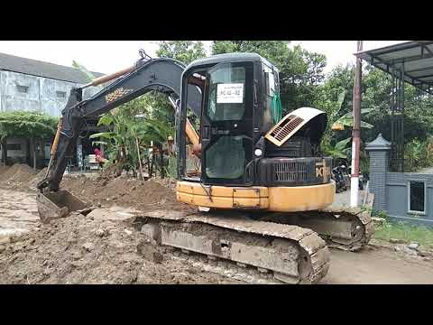 DALANE BAKALE NGLENYER | KOMATSU - Excavator Komatsu Indonesia, Komatsu PC75uu Work, Alat Berat Video