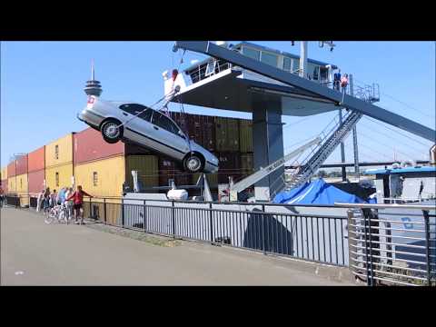 Auto abladen von Schiff  Tripoli tolle Aktion