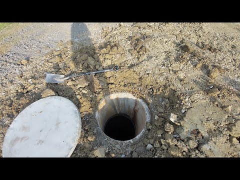 studnia na wodę z kręgów Kopiemy, głębokość 4m - prace  na działce