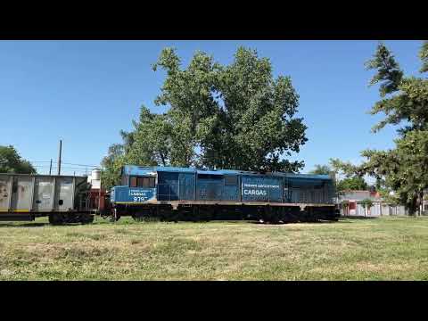 9003/9797 saliendo de Estación San Francisco, Córdoba -LB-